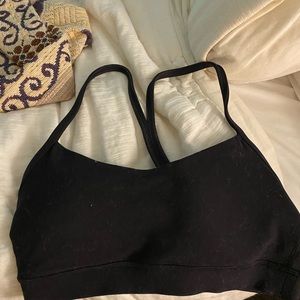 NWOT flow Y bra! Size 4(: